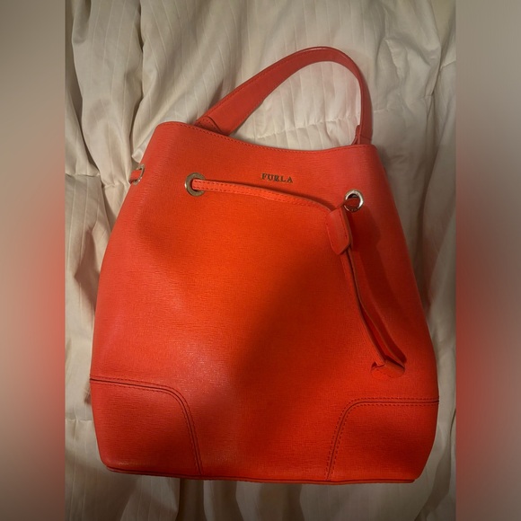Furla Bucket Bag - Hardly Used - No Rips or Markings - Picture 3 of 3